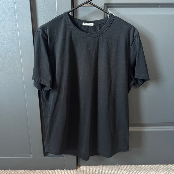 Buck Mason PIMA CURVED HEM TEE - Picture 4 of 8